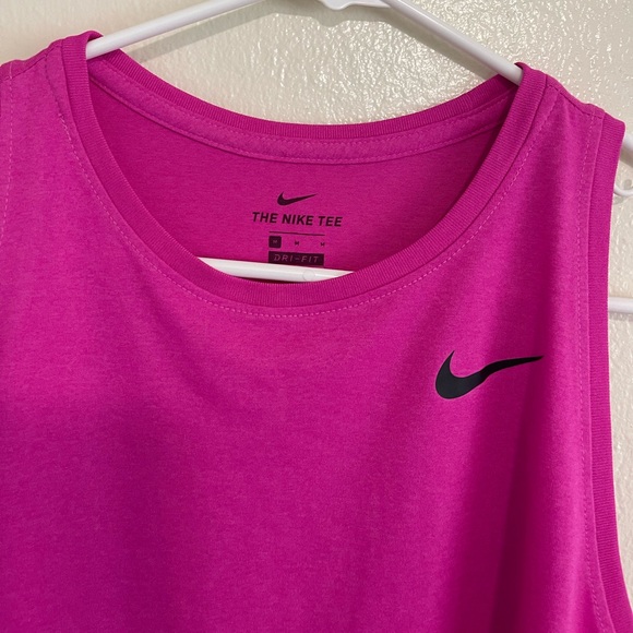 Nike hot pink muscle tee - Picture 4 of 4